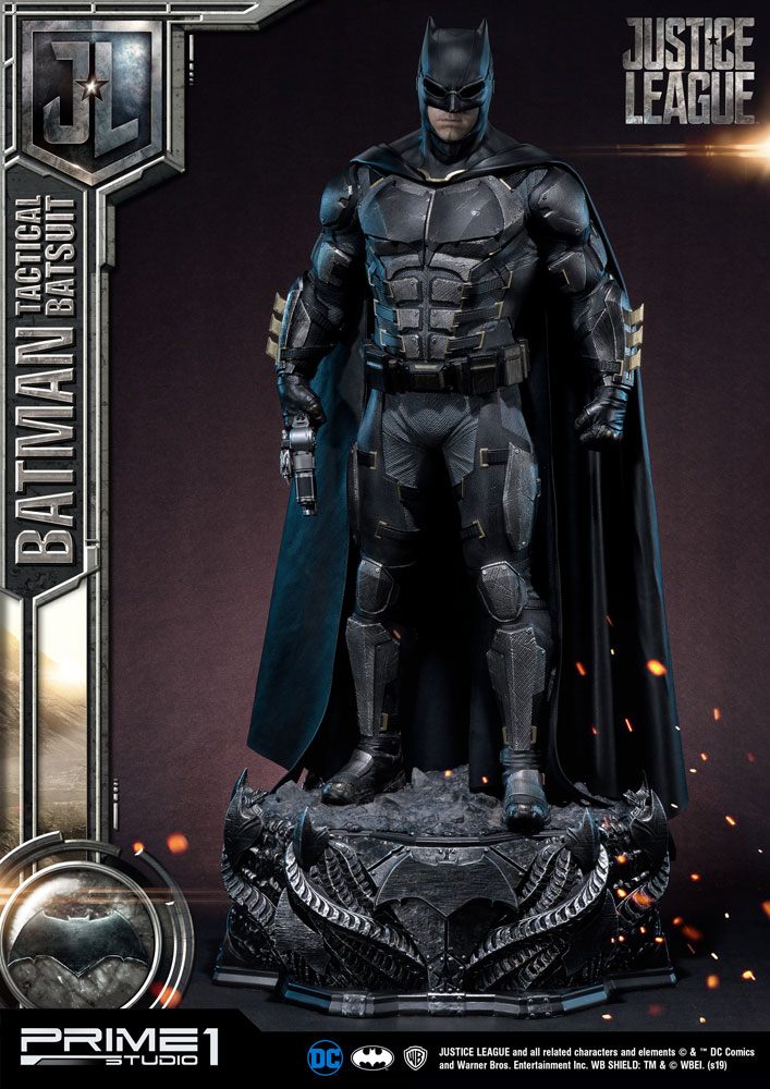 Justice League Statue Batman Tactical Batsuit 88 cm