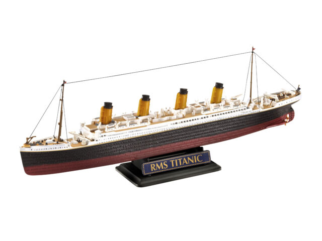 Titanic Gift Set 1:700 & 1:1200 Scale Level 4 Revell Model Kit (com tintas)