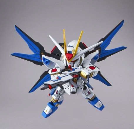 Gundam: SD Gundam EX-Standard 006 Strike Freedom Gundam Model Kit