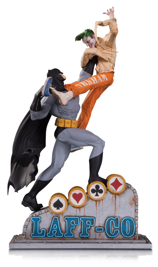 DC: Batman vs the Joker Laff CO Battle Statue 33 cm