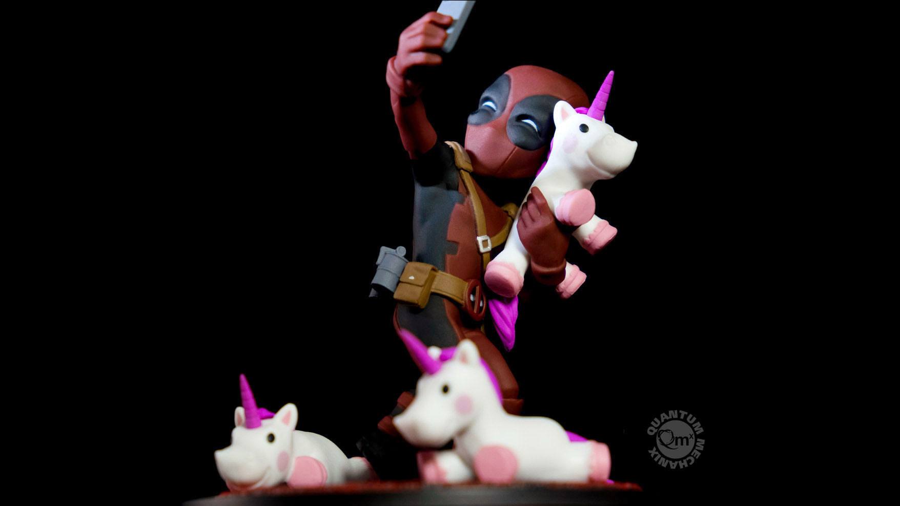 Marvel Q-Fig Diorama Deadpool #unicornselfie 10 cm